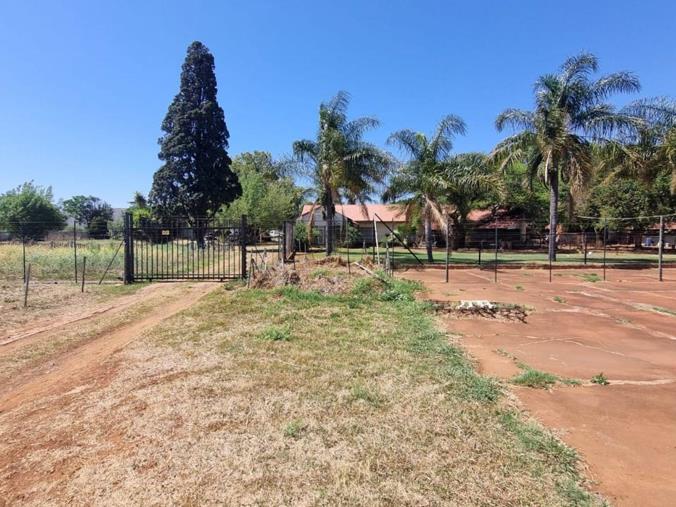 Farm for Sale in Kameeldrift West