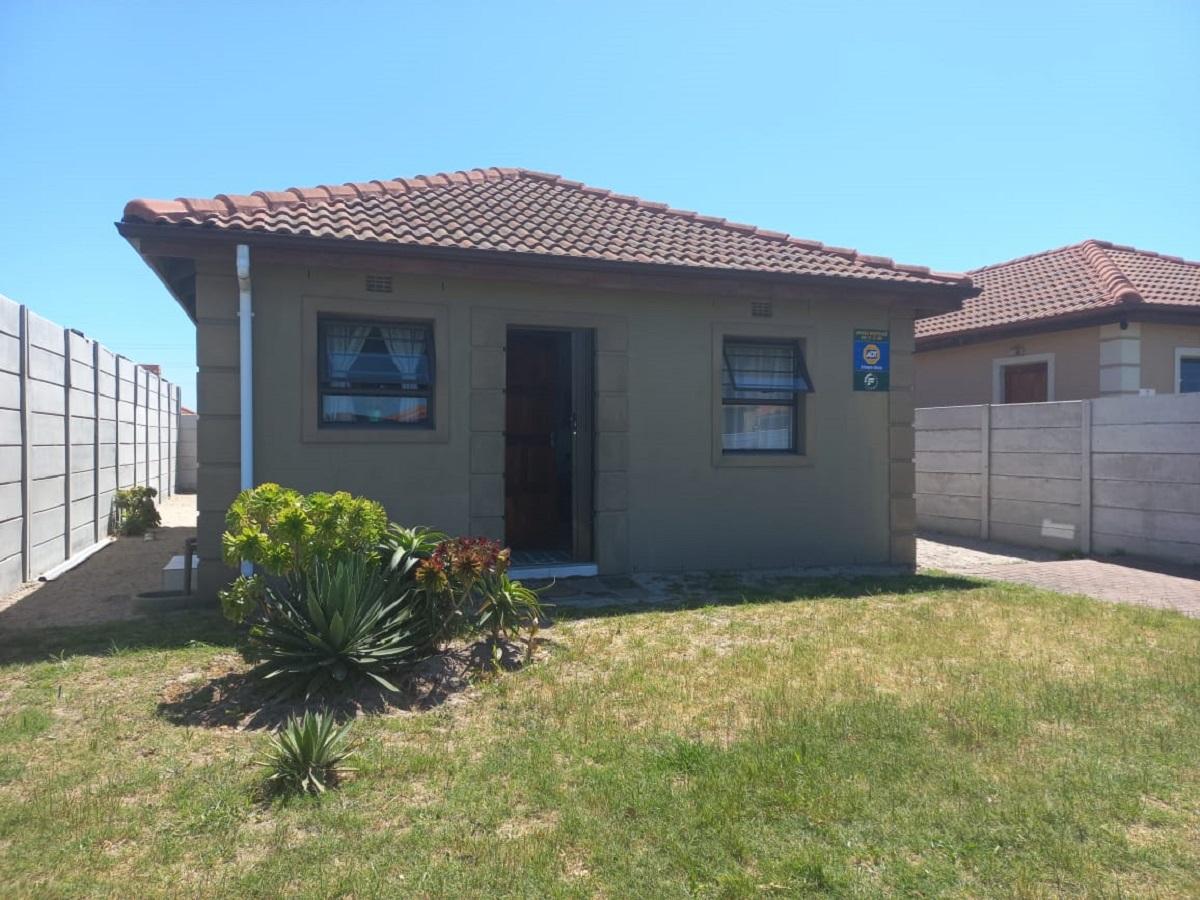 Montclair, Mitchells Plain Property Property and houses for sale in