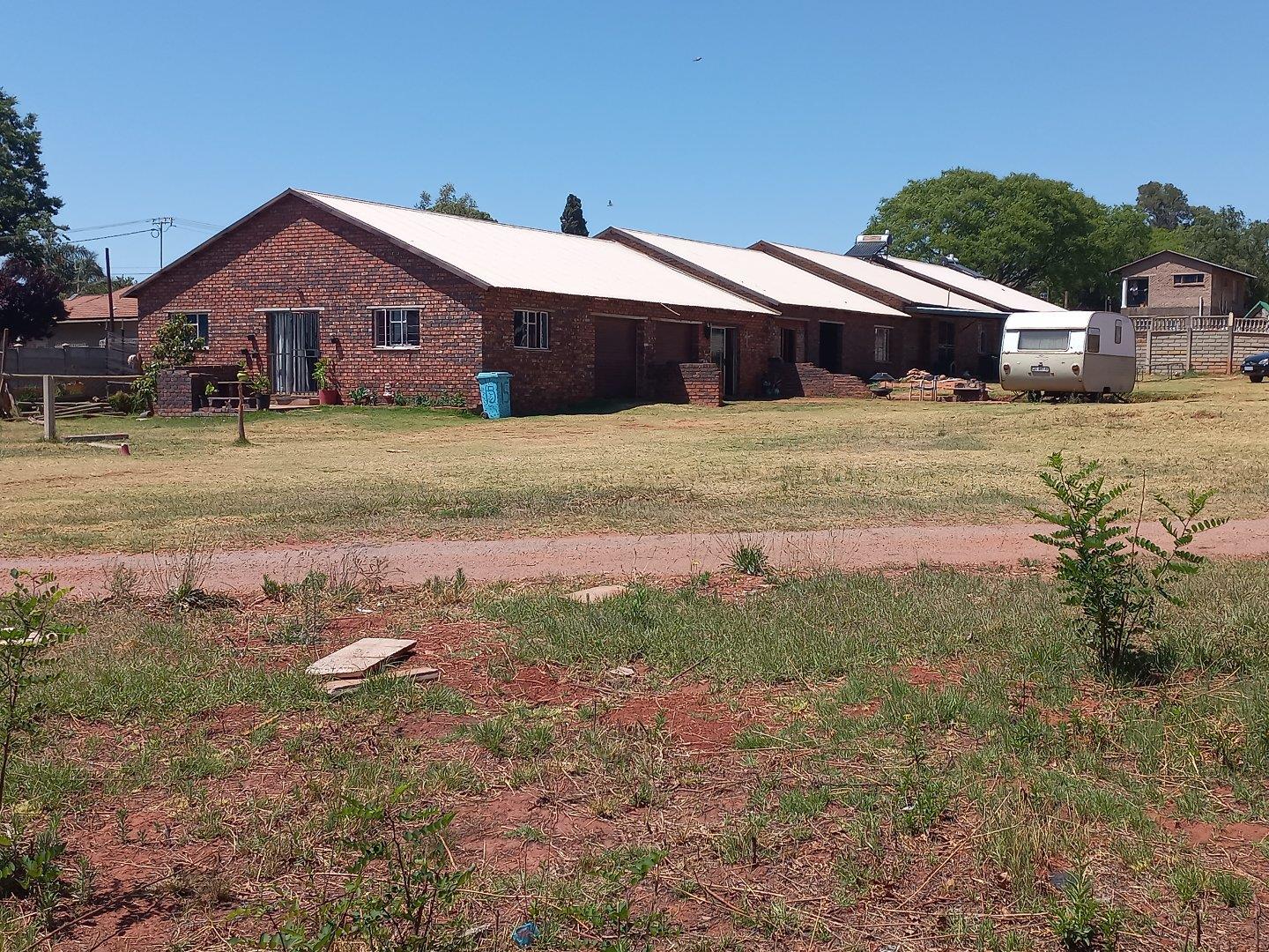 Oatlands, Krugersdorp Property Property and houses for sale in