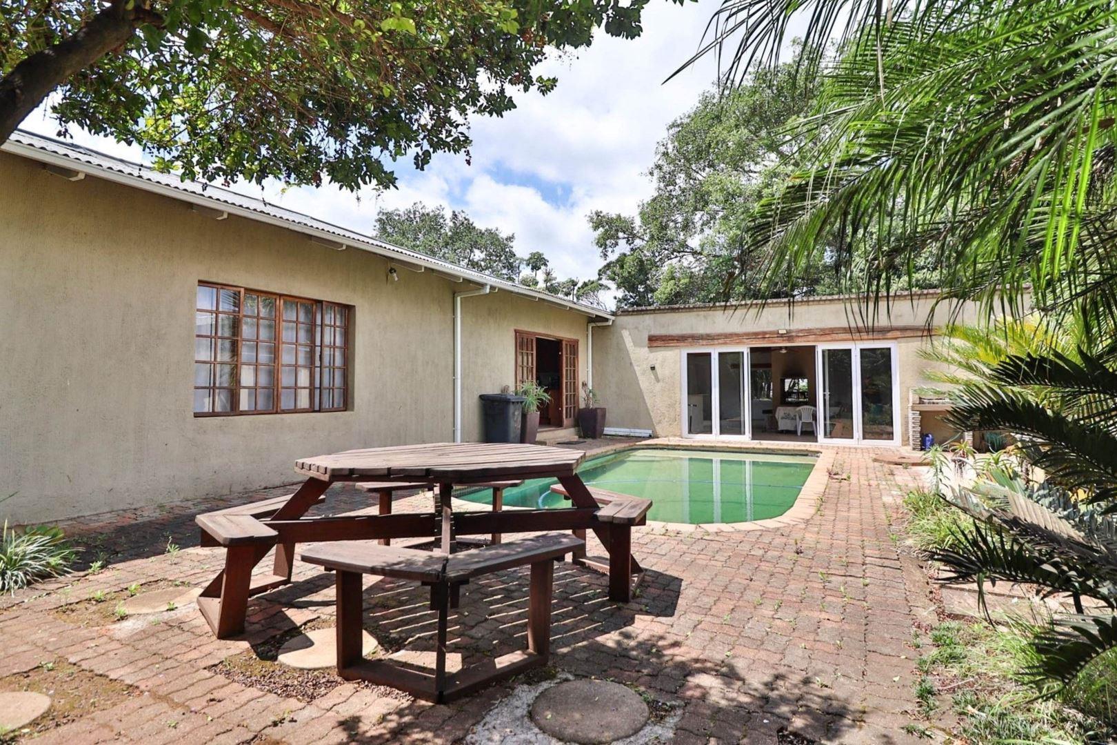 3 Bedroom House for sale in White River Ext 1 P24112710118