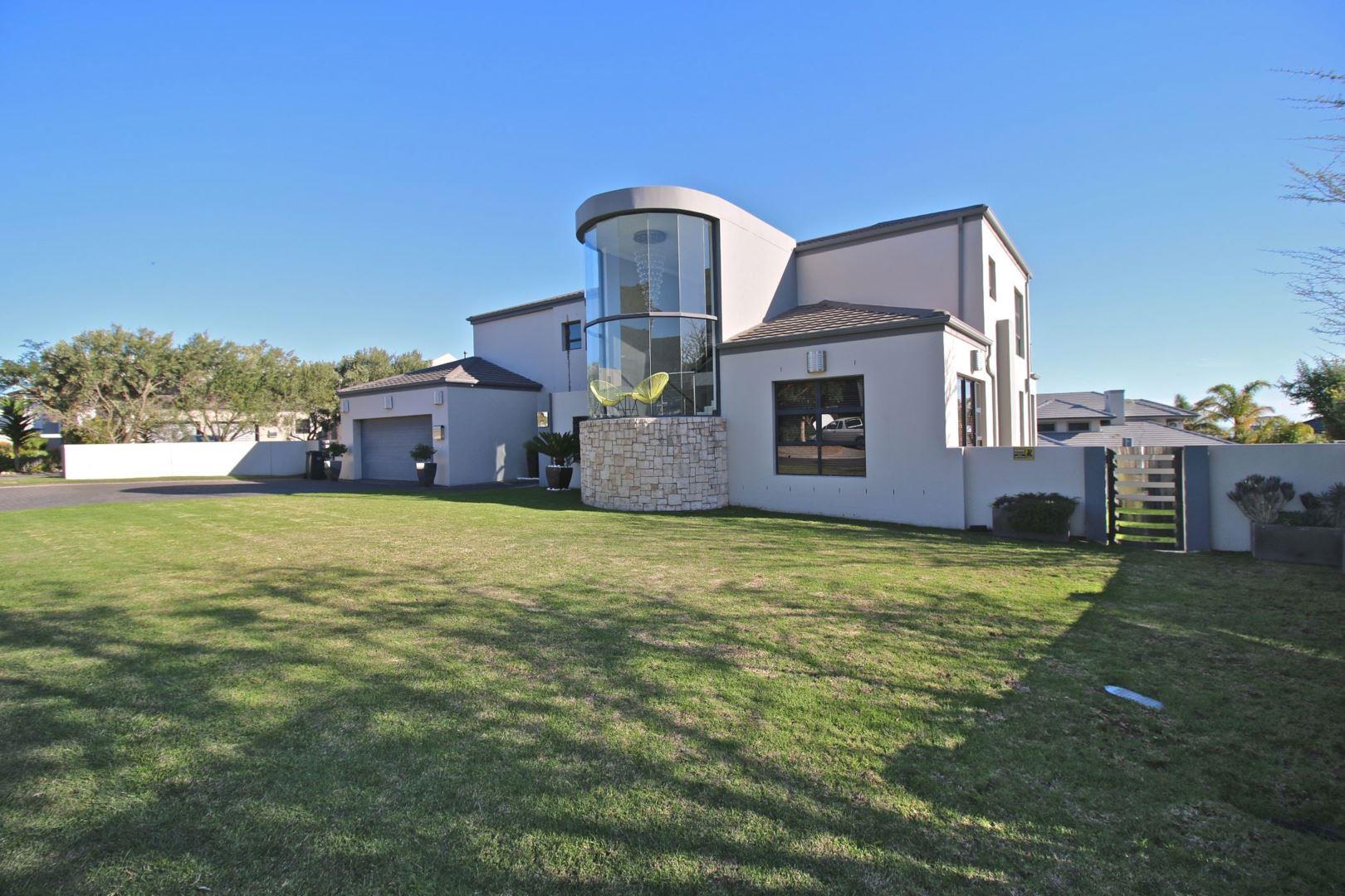 4 Bedroom House for sale in Estate 2 Kings Way P24113517142