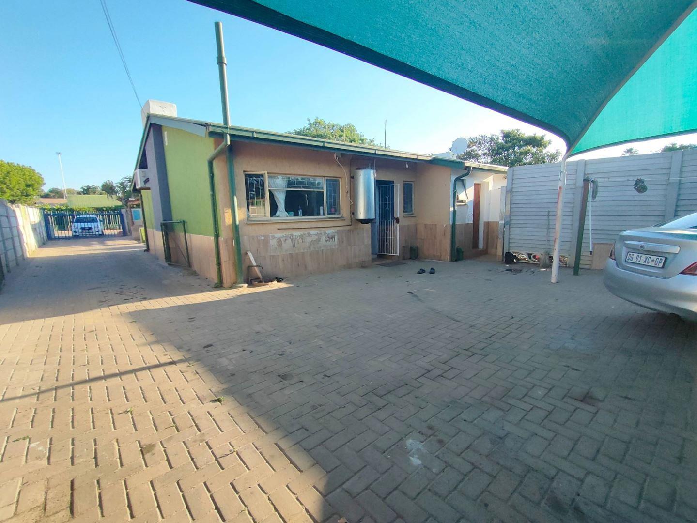 1 Bedroom House for sale in Annadale P24113520242