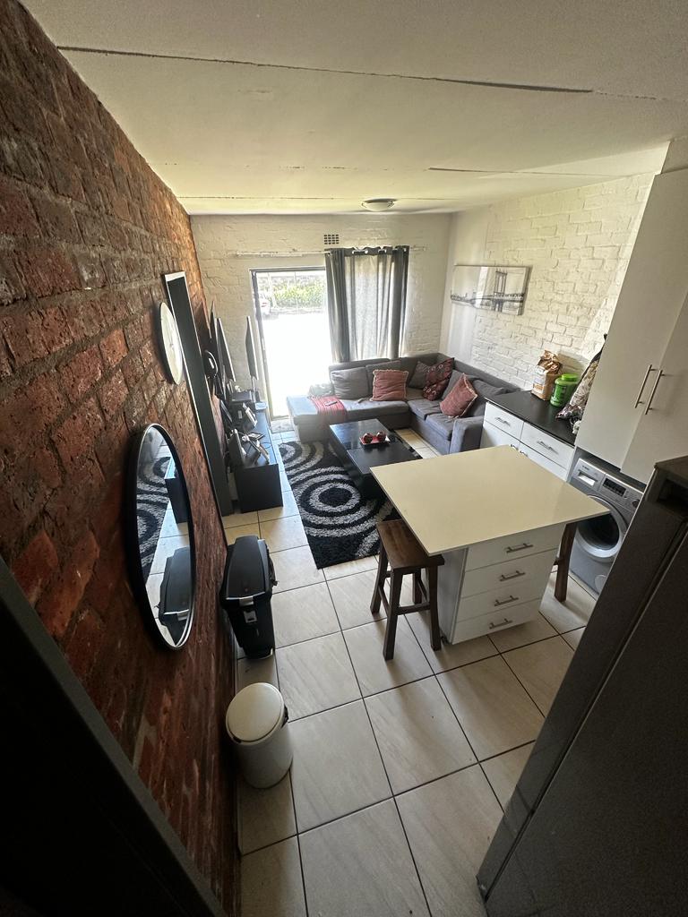 2 Bedroom Apartment / flat for sale in Brooklyn D103 Palm Springs 2a