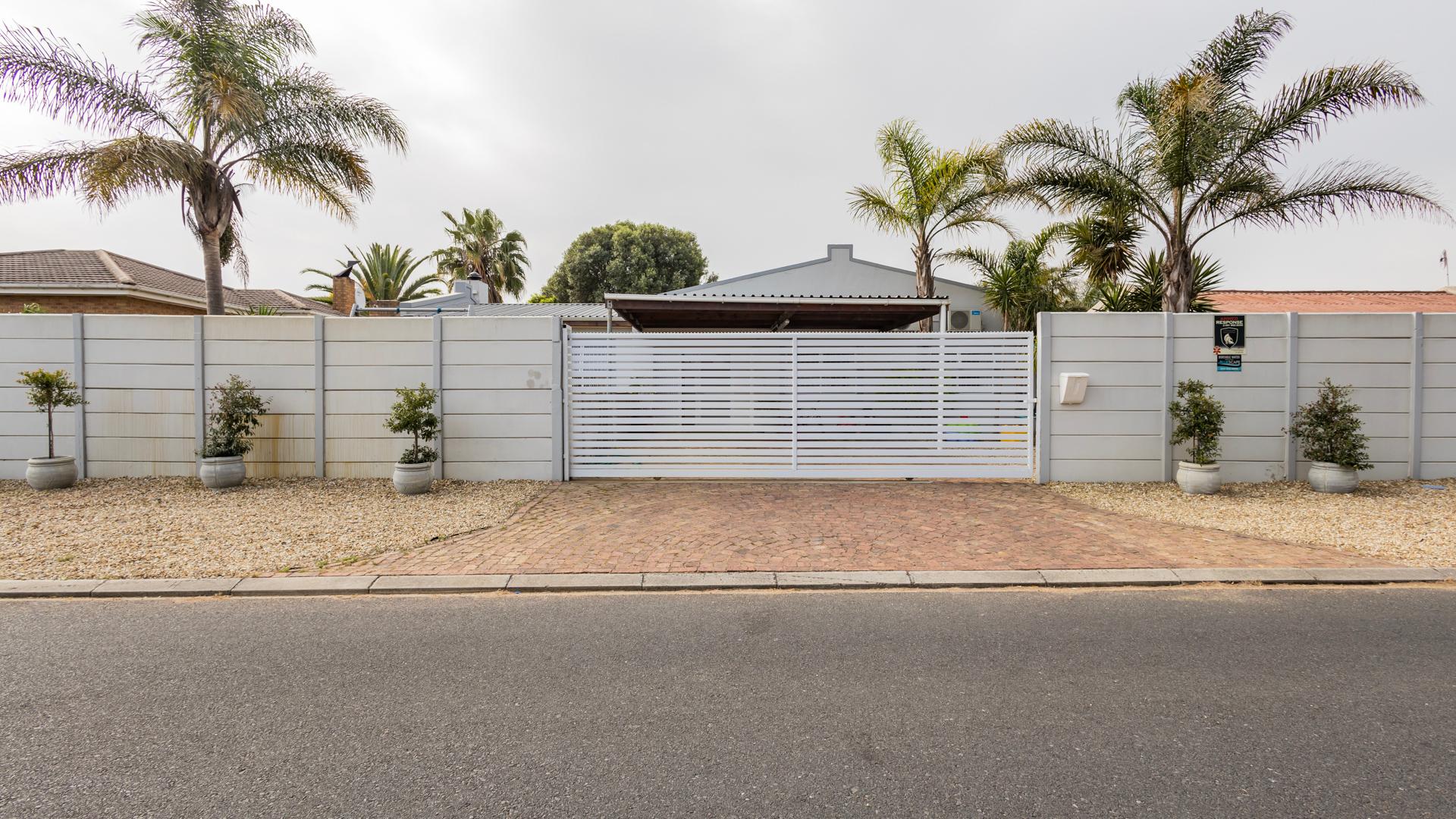 Protea Heights Property Property and houses for sale in Protea