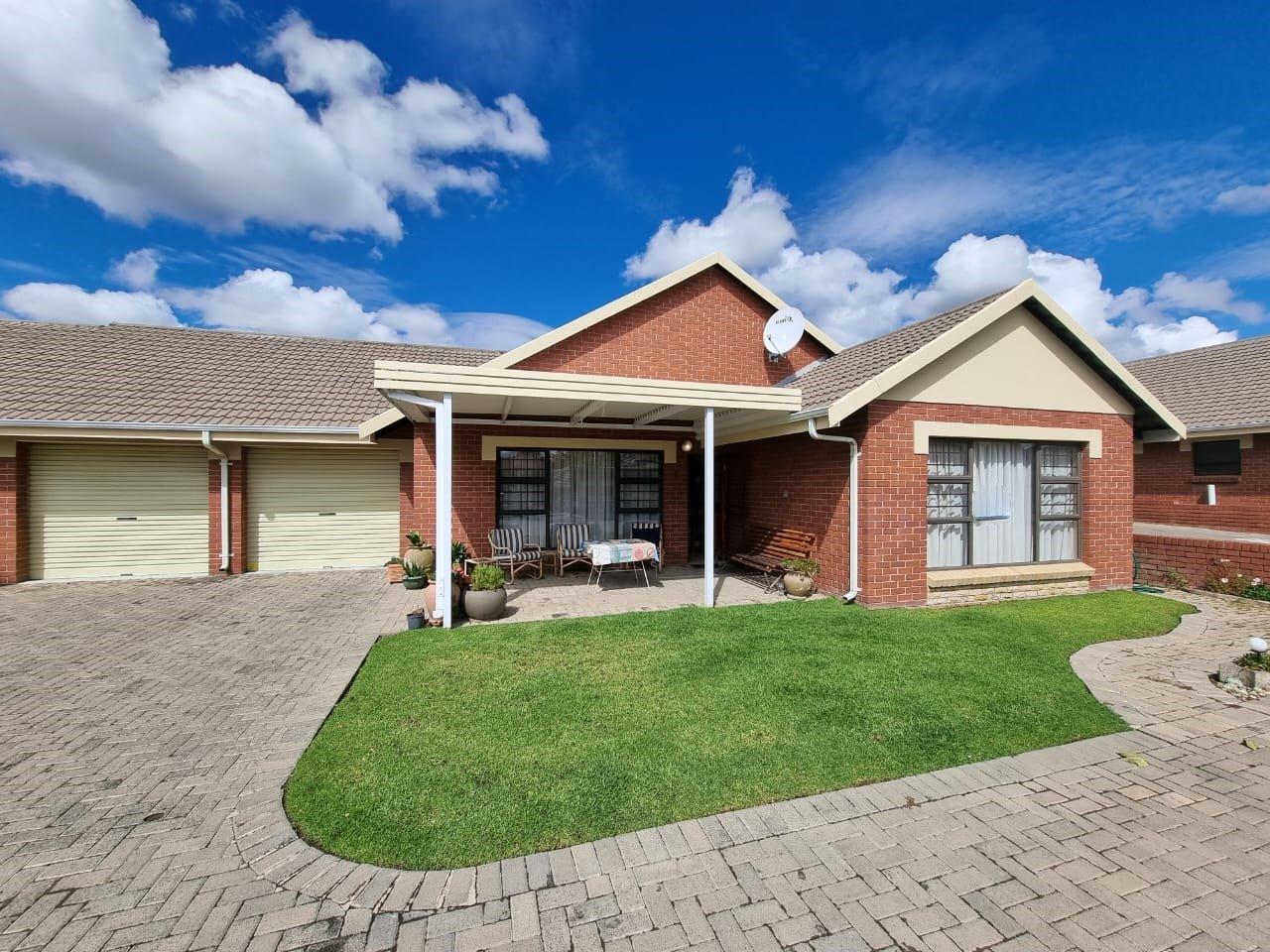 2 Bedroom Townhouse for sale in Eureka P24113738832