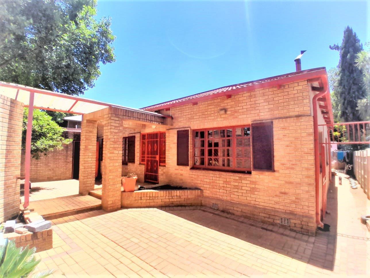 3 Bedroom House for sale in Westdene 13 A , Andover Road P24113523971