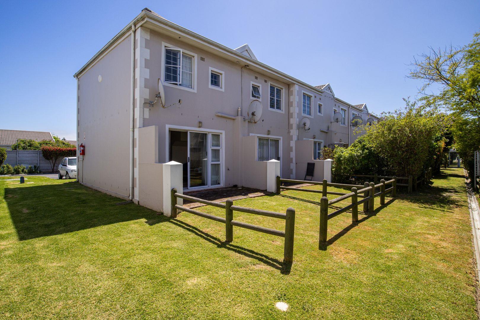 Pinelands, Cape Town Property Property and houses for sale in