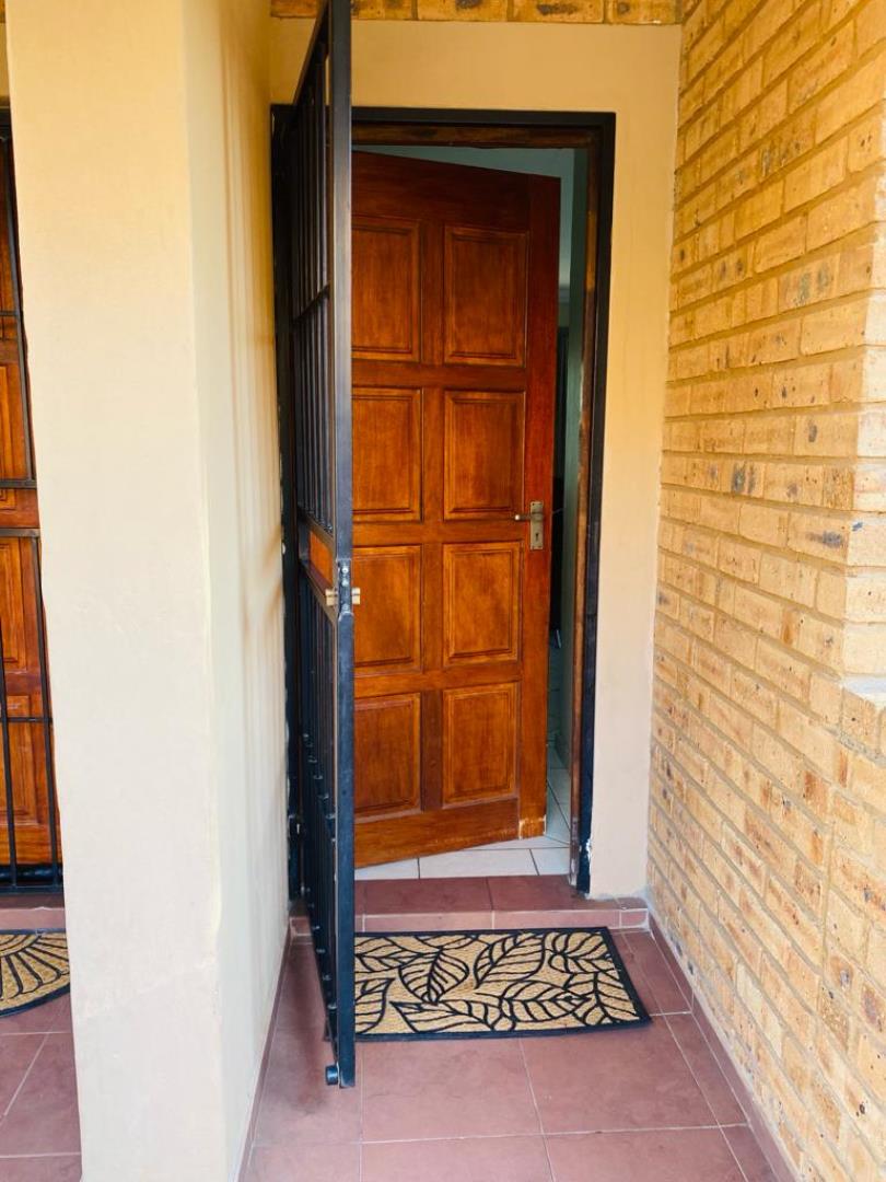 2 Bedroom Apartment / flat to rent in Kibler Park 24 Kibler Arch 61