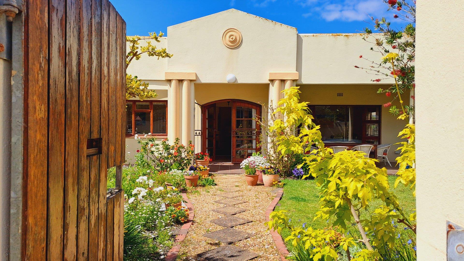 Kleinmond Central Property Property and houses for sale in Kleinmond