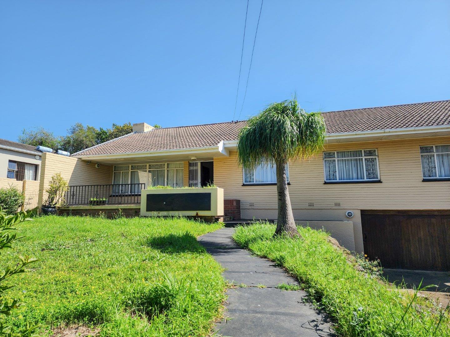 3 Bedroom House for sale in Berea P24113527374