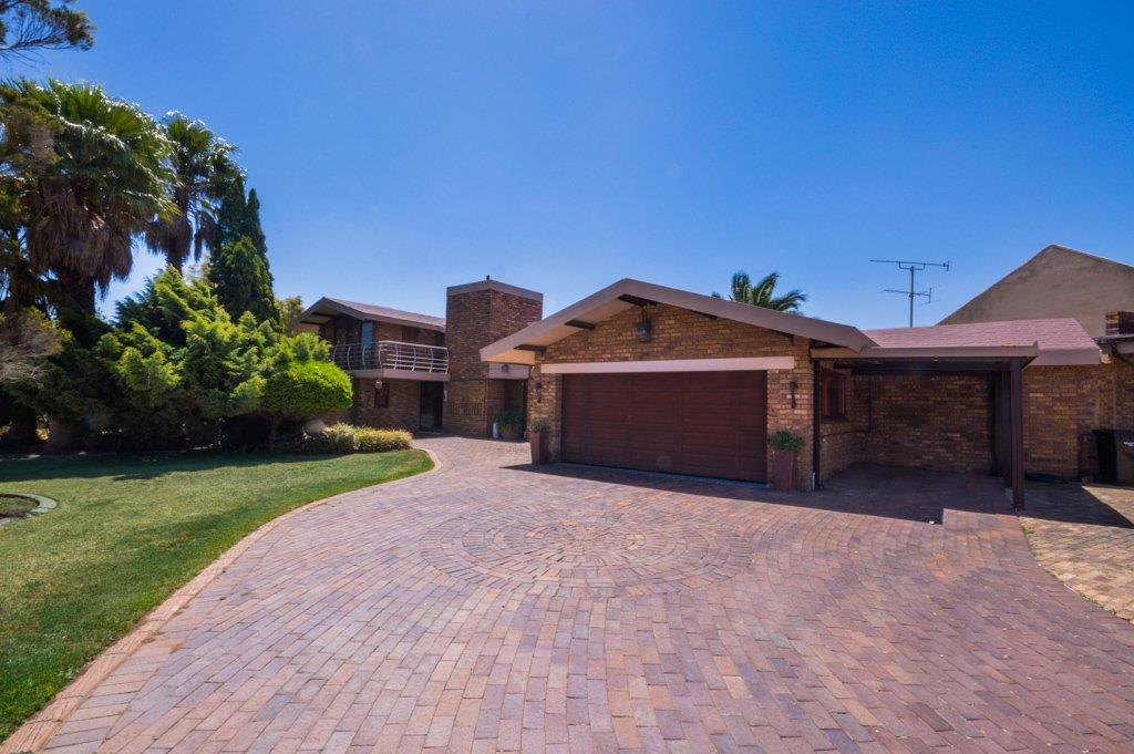 Selcourt Property Property and houses for sale in Selcourt