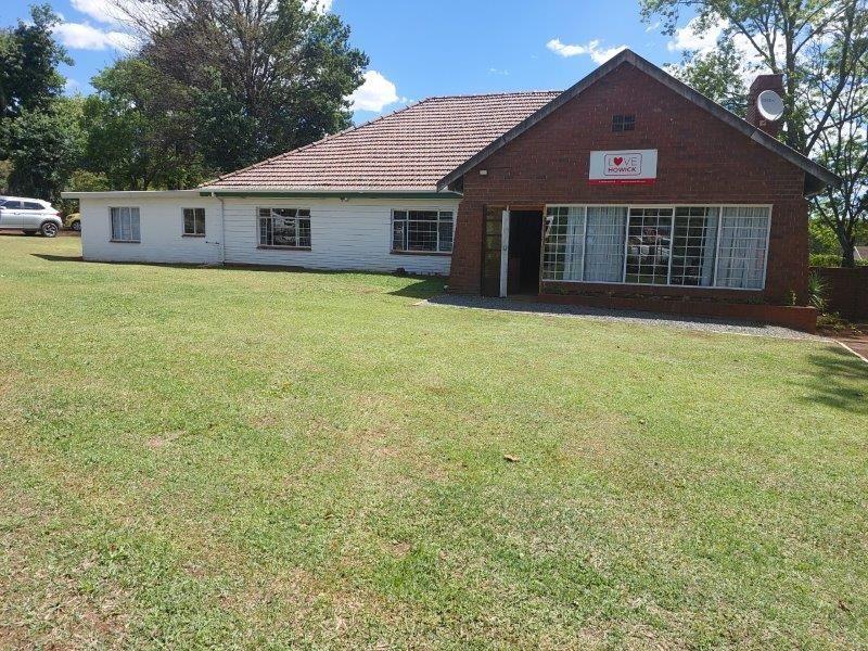 8 Bedroom House for sale in Howick Central P24113528432