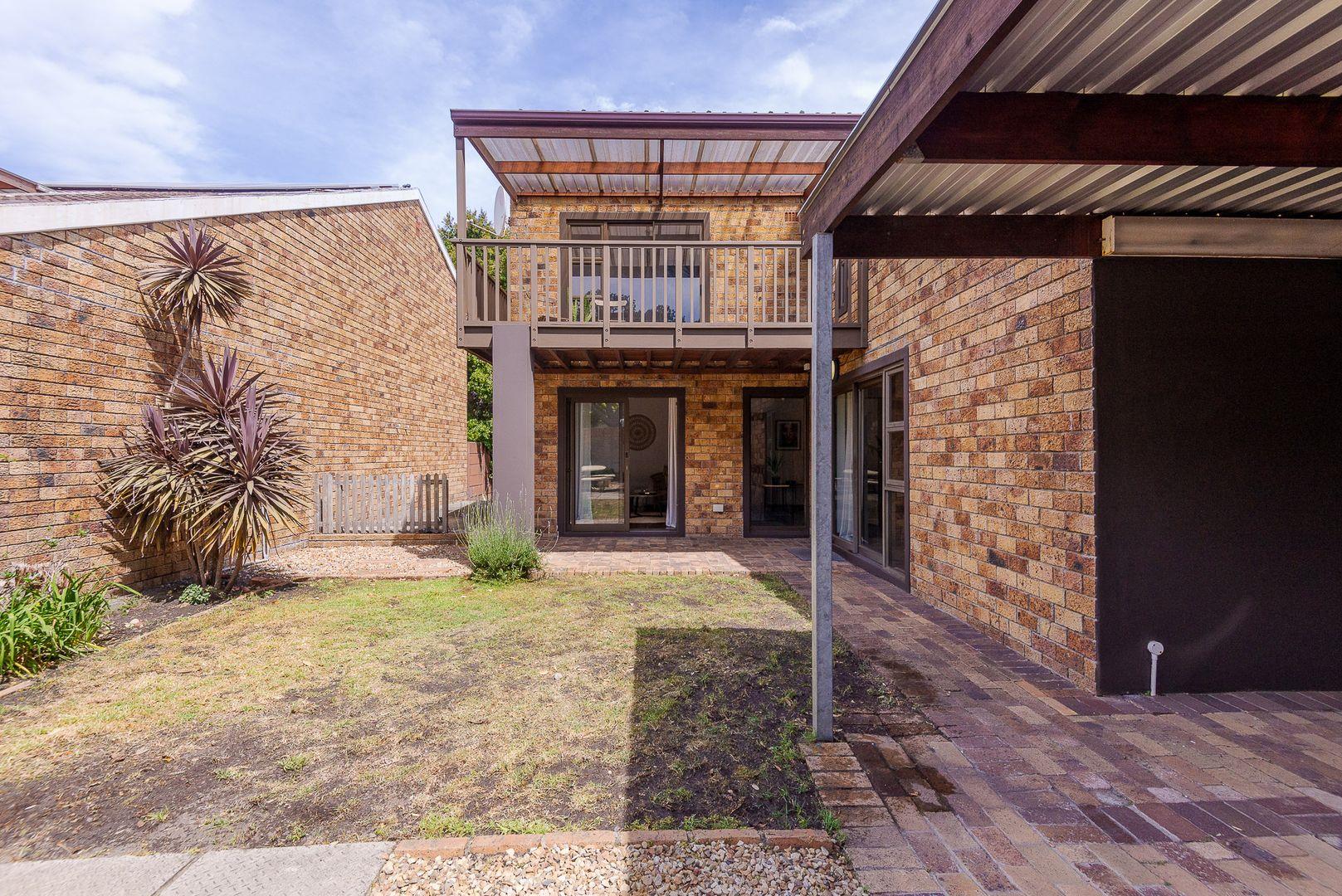 Kirstenhof, Cape Town Property Houses for sale in Kirstenhof, Cape