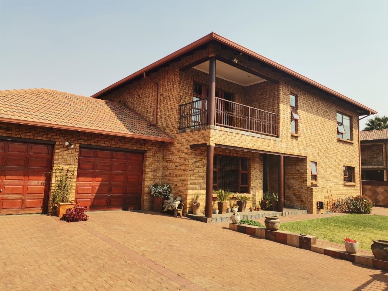 3 Bedroom House for sale in Petersfield P24114348368