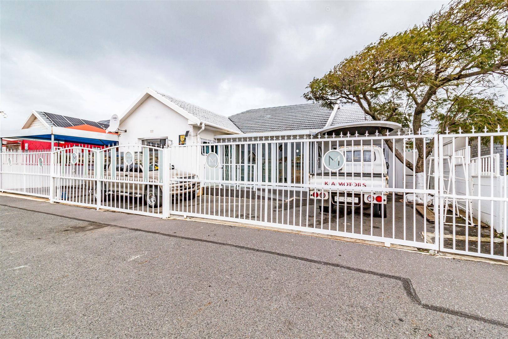 Strand South Property Property and houses for sale in Strand South