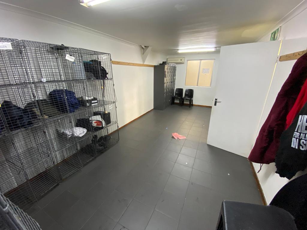 Montague Gardens Property Industrial property to rent in Montague