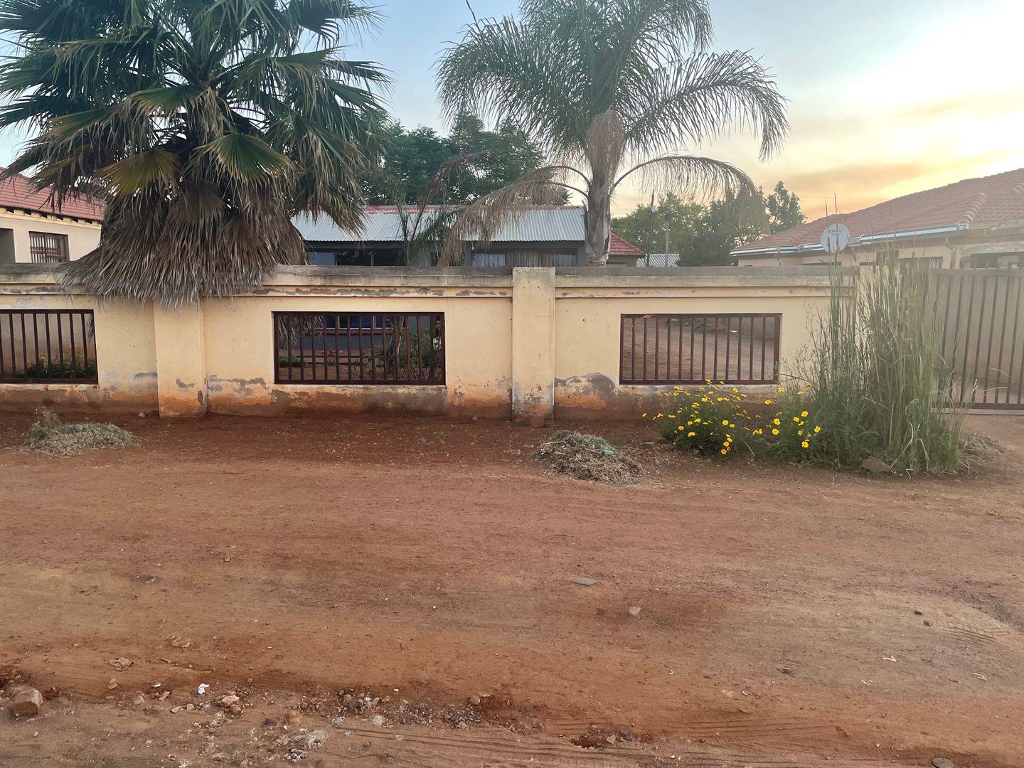 Garankuwa Unit 2 Property Property and houses for sale in Garankuwa