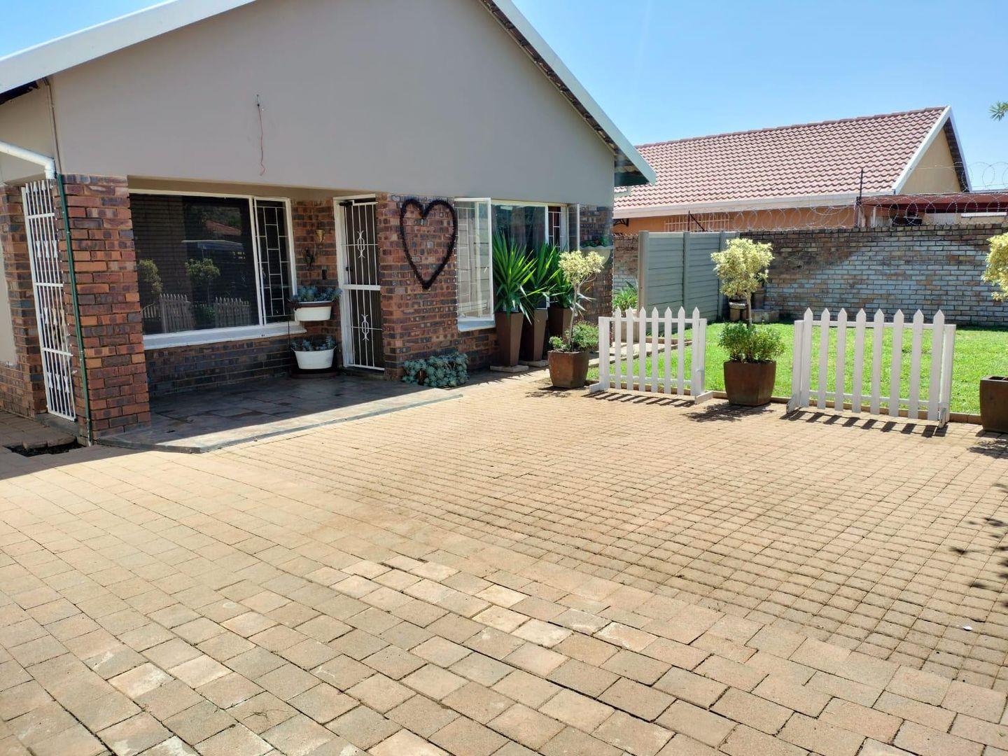 Claremont, Pretoria Property Property and houses for sale in