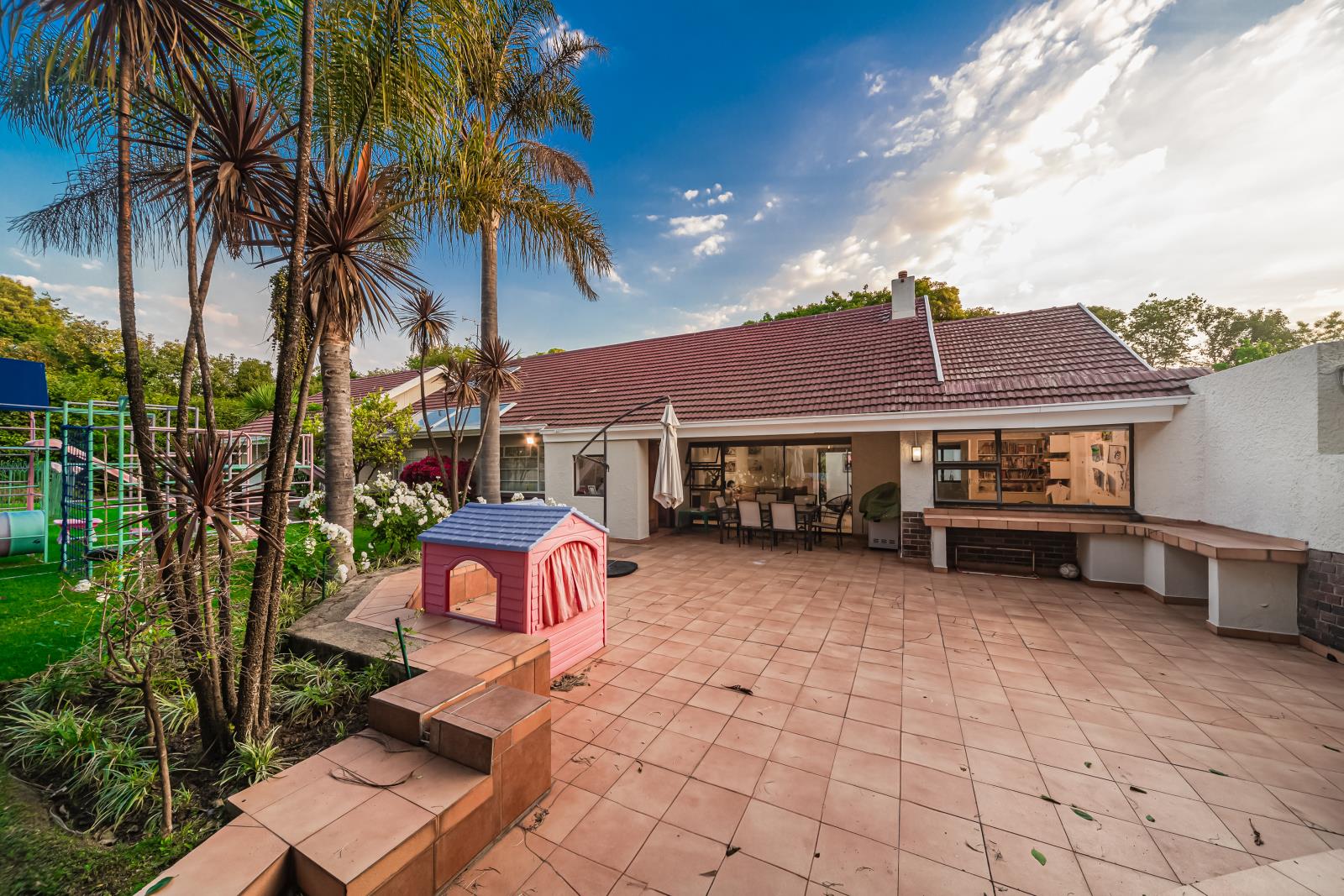 5 Bedroom House for sale in Savoy Estate P24113533945