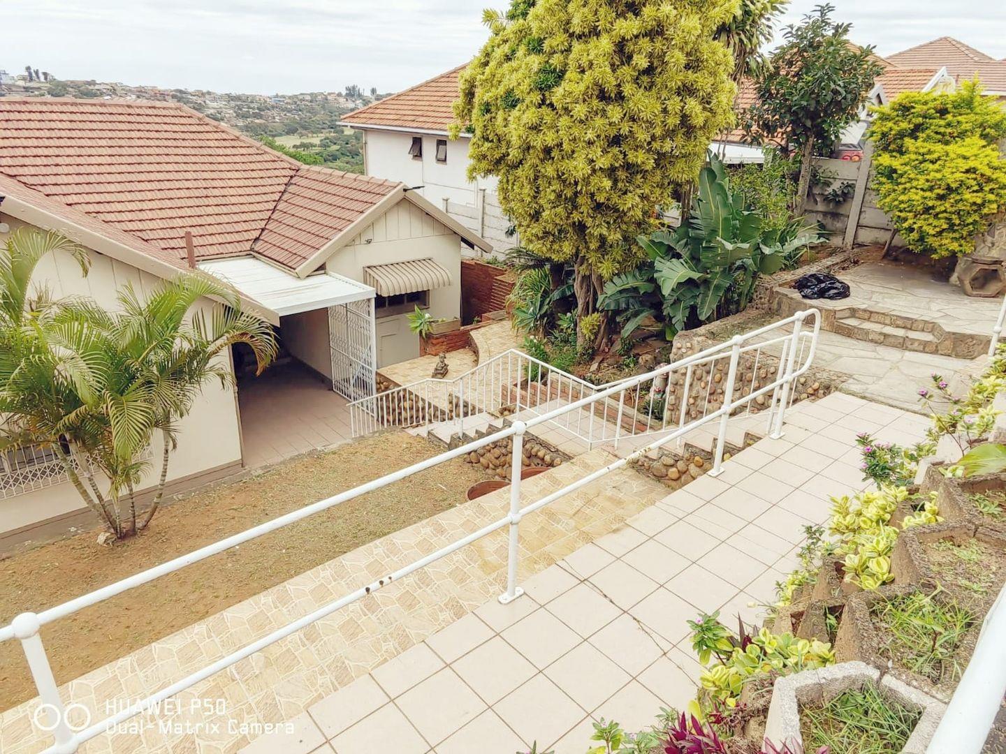 4 Bedroom House for sale in Bluff 38 Grenville Rd P24113533956