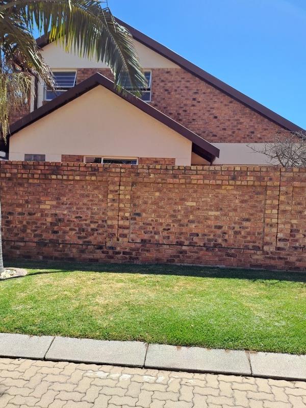 Kempton Park Ext 4 Property Property and houses for sale in Kempton Park Ext 4 Property24