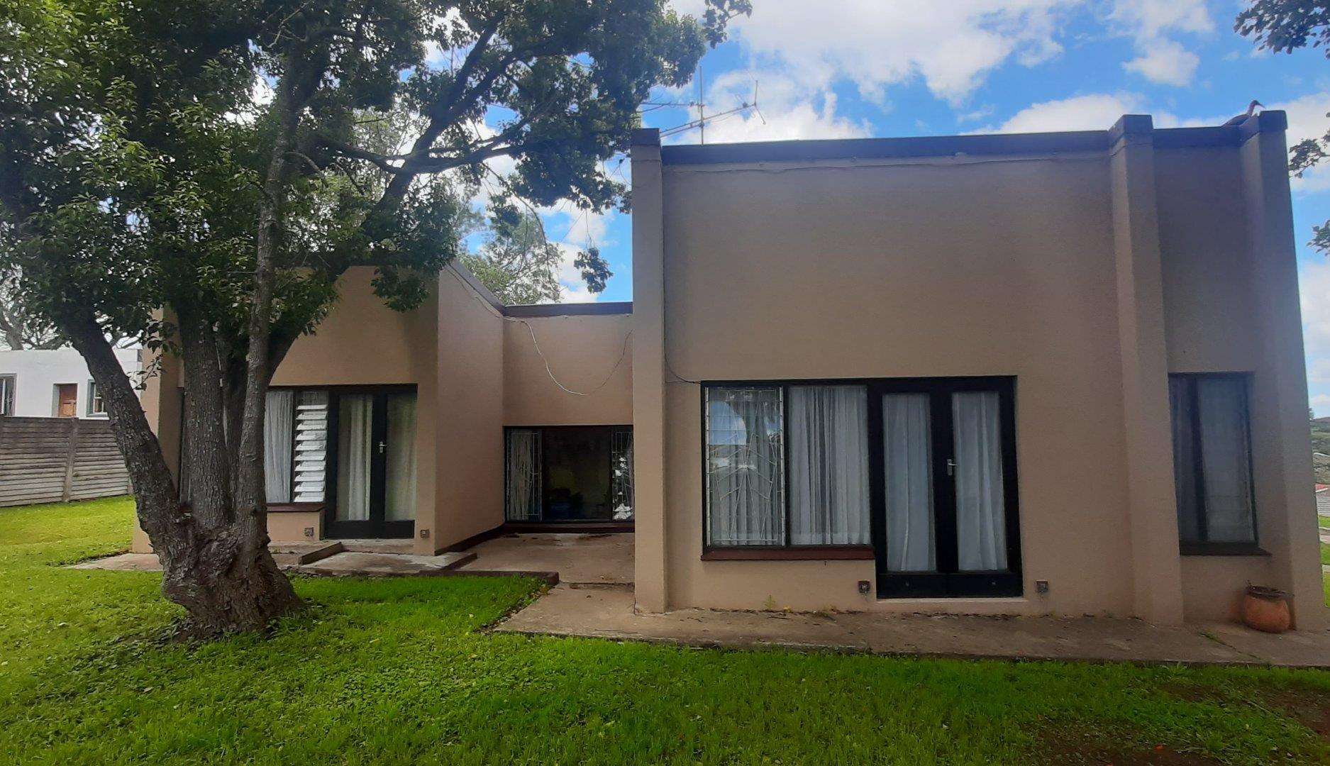 4 Bedroom House for sale in Headlands P24113535886