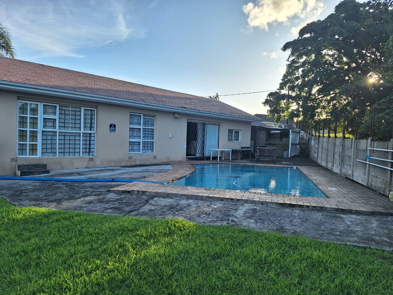 3 Bedroom House for sale in Greenfields P24113536424