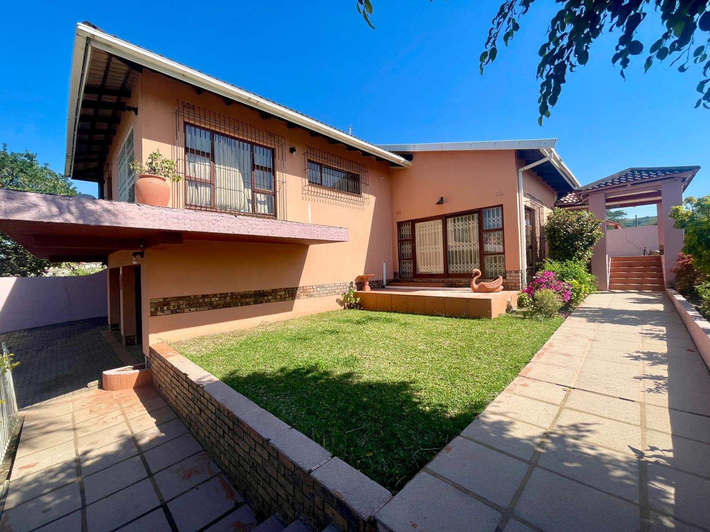 4 Bedroom House for sale in Marburg P24113538135