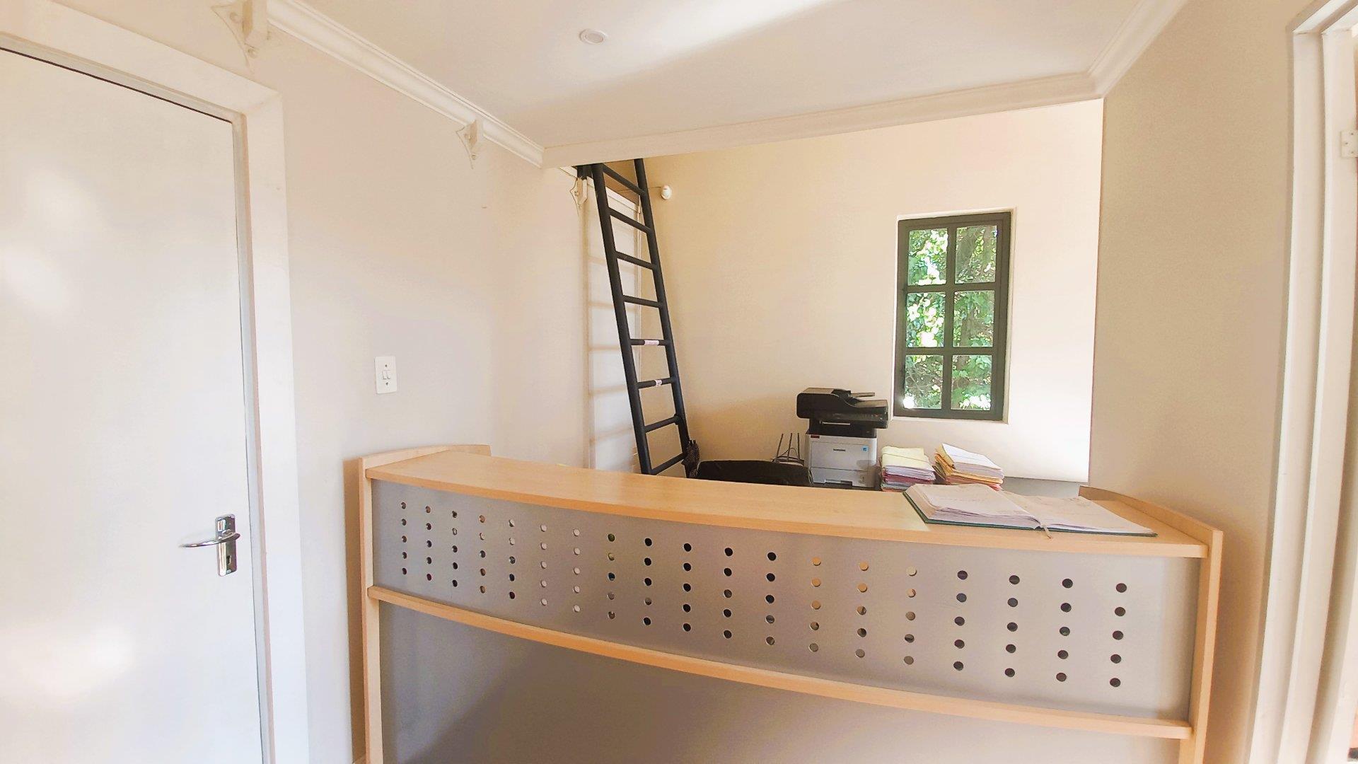 Commercial property to rent in Bedfordview P24113540427