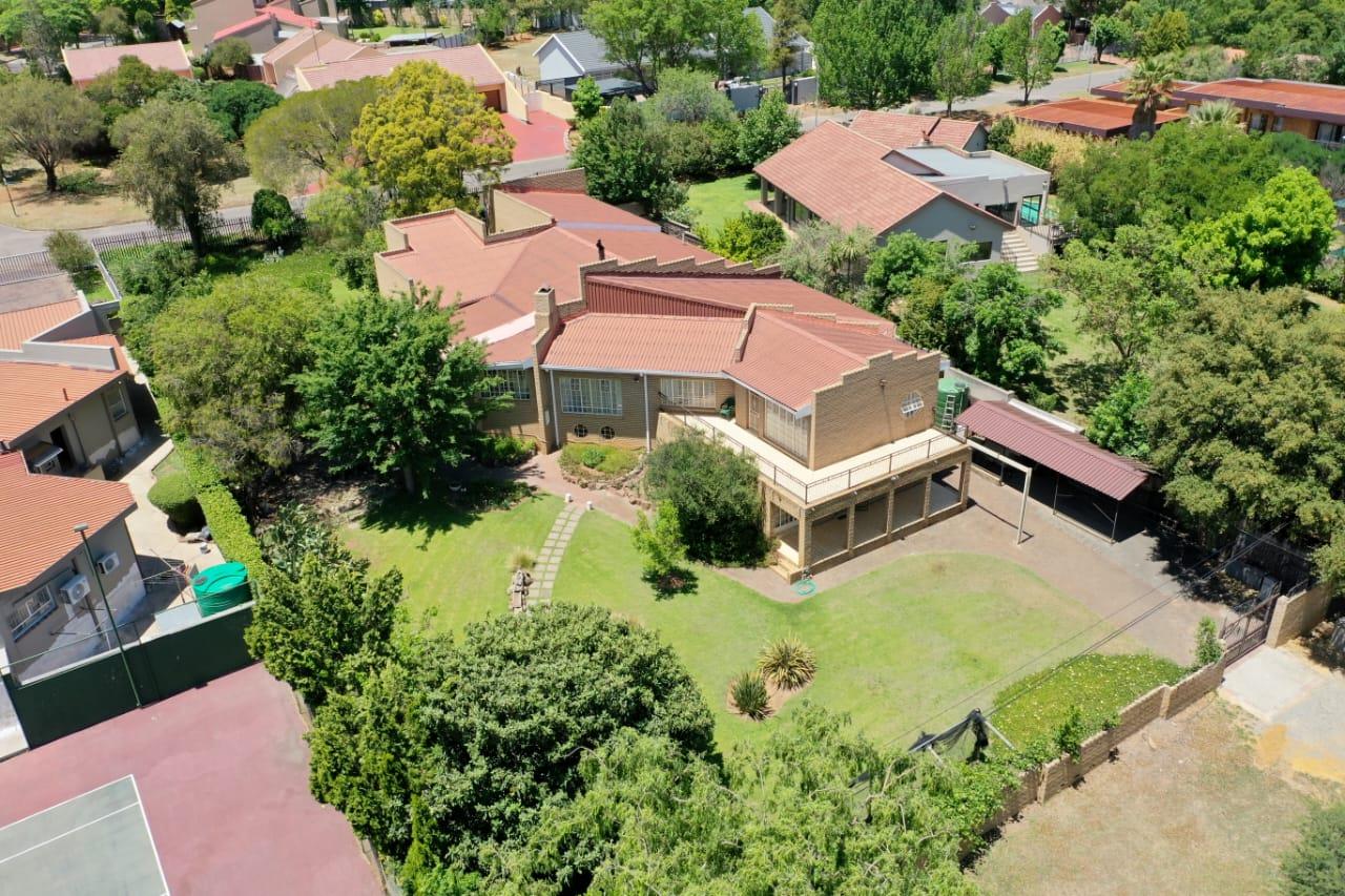 4 Bedroom House for sale in Three Rivers East P24113541207