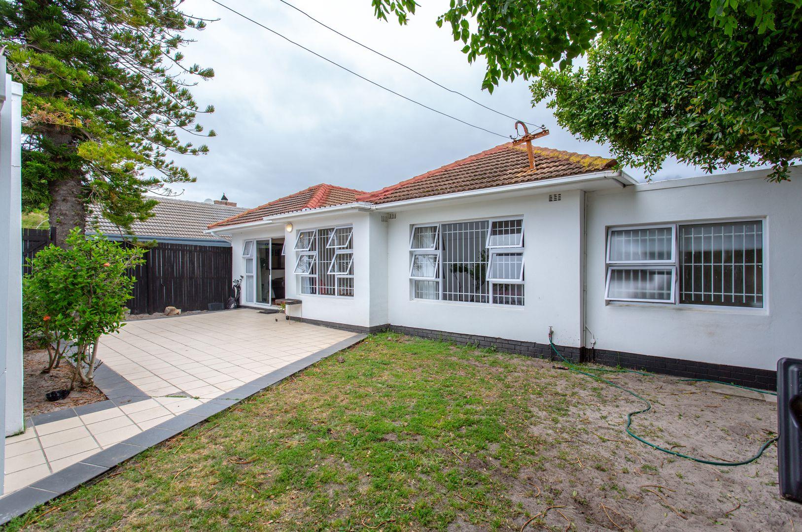 Claremont, Cape Town Property Property and houses for sale in