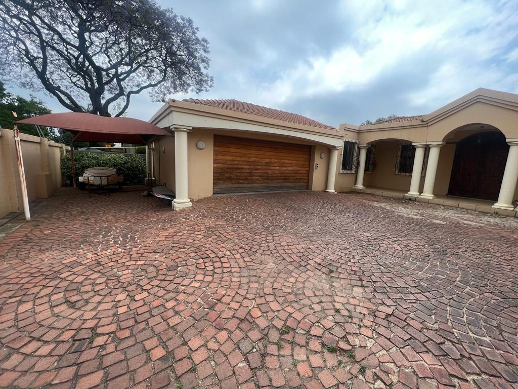 Parkwood, Johannesburg Property Property and houses for sale in