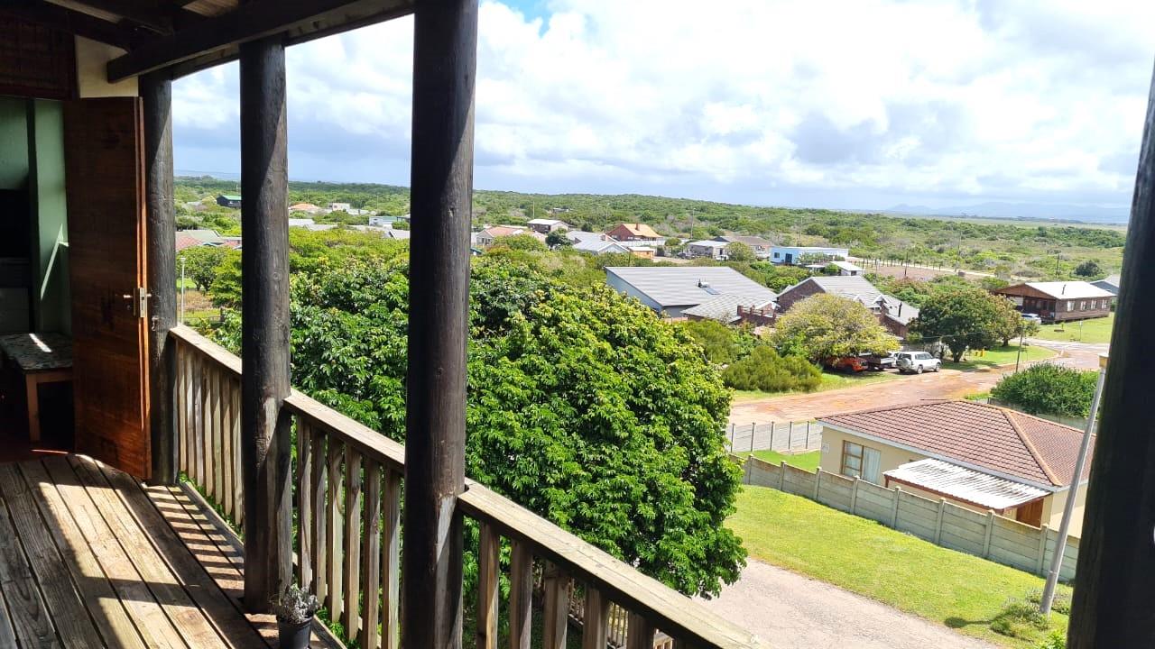 4 Bedroom House for sale in Paradise Beach P24113545977