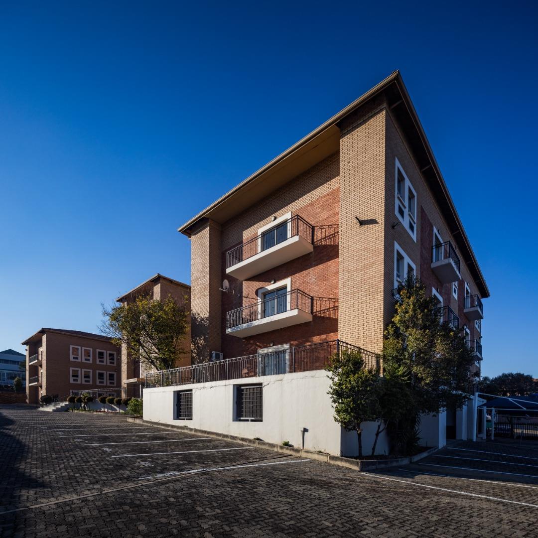 Commercial property to rent in Sunninghill Number 10 Kikuyu Road