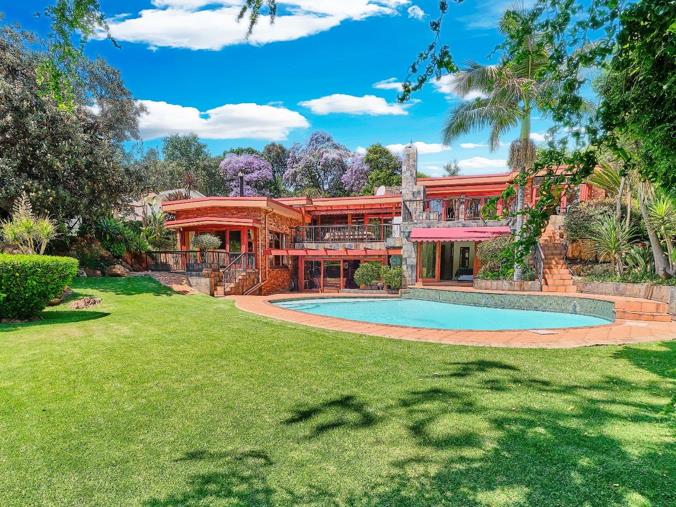 4 Bedroom House for Sale in Florida Hills