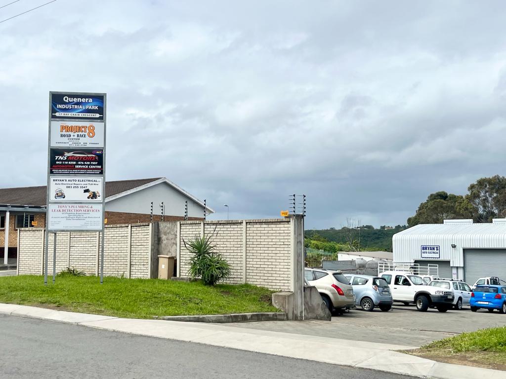 Beacon Bay Property Commercial property to rent in Beacon Bay