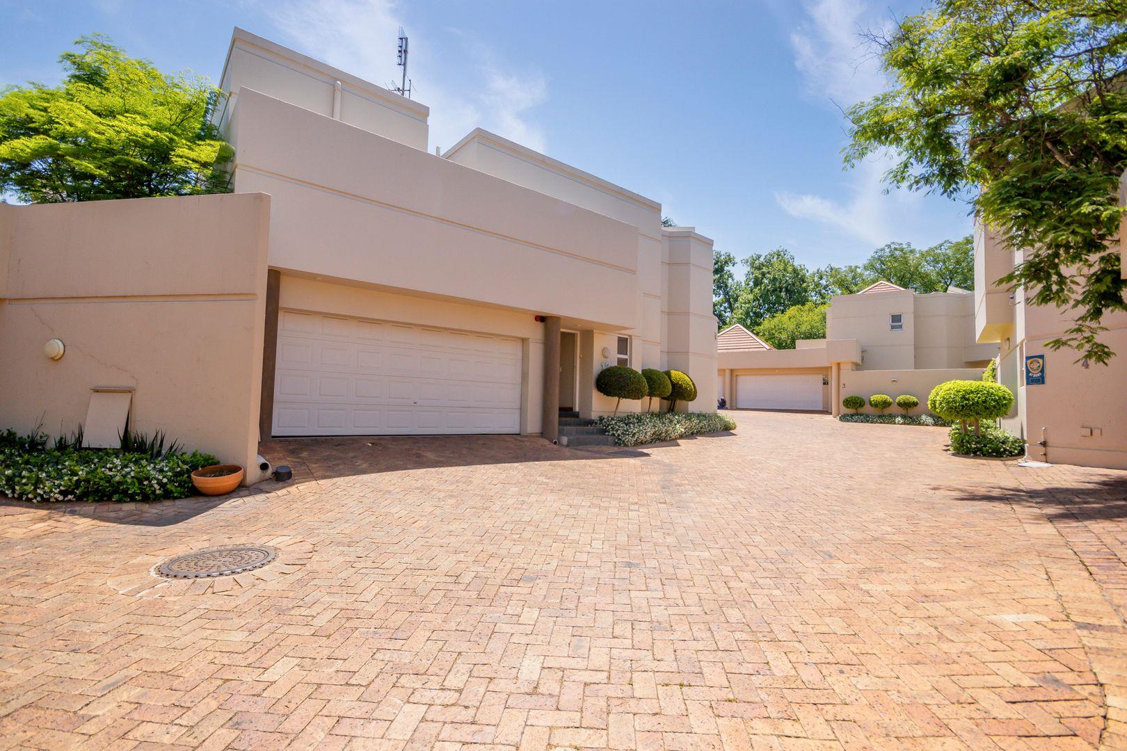 3 Bedroom Townhouse for sale in Melrose North P24113551399