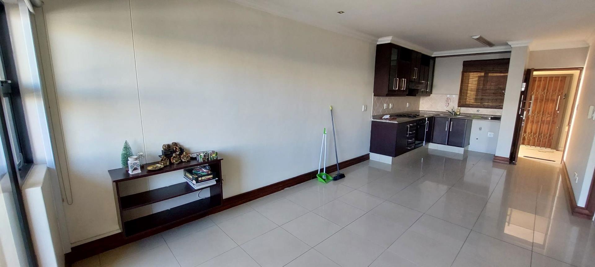 2 Bedroom Apartment / flat to rent in New Town Centre P24113551813