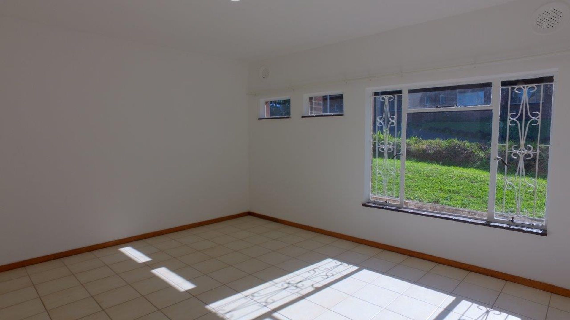 Apartments / flats to rent in Property Property24