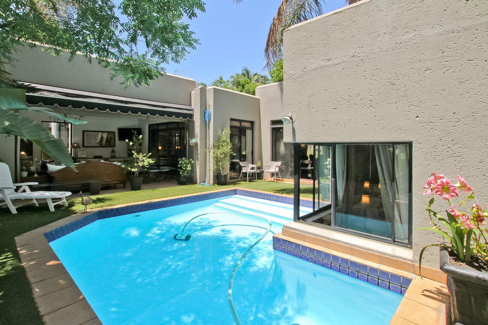 5 Bedroom House for sale in Orchards 31a High Road P24113554857