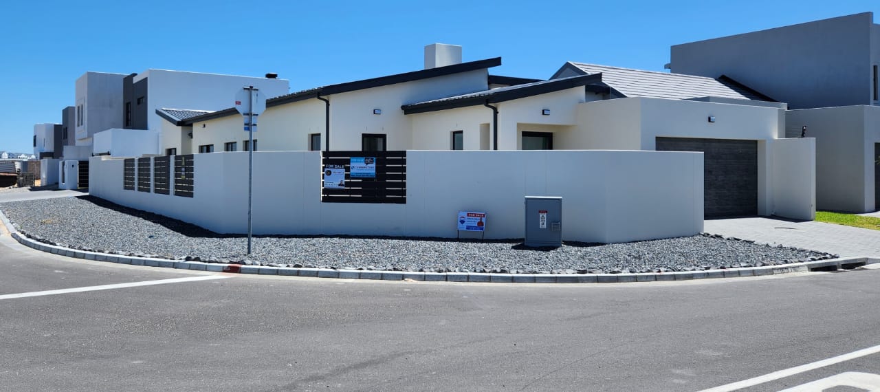 4 Bedroom House for sale in Sandown 28 Searsia Street P24113556410