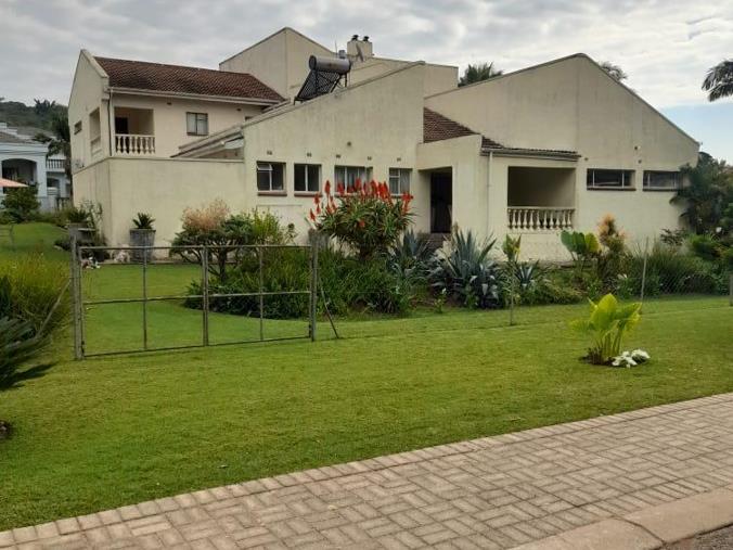 5 Bedroom House for Sale in Borrowdale Brooke