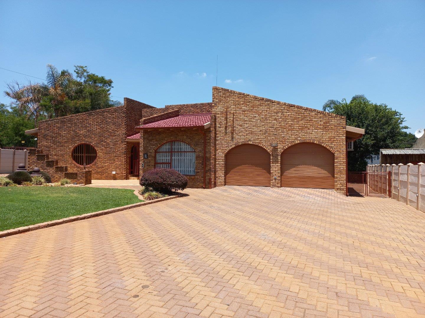 Greenhills Property Property and houses for sale in Greenhills Page 7