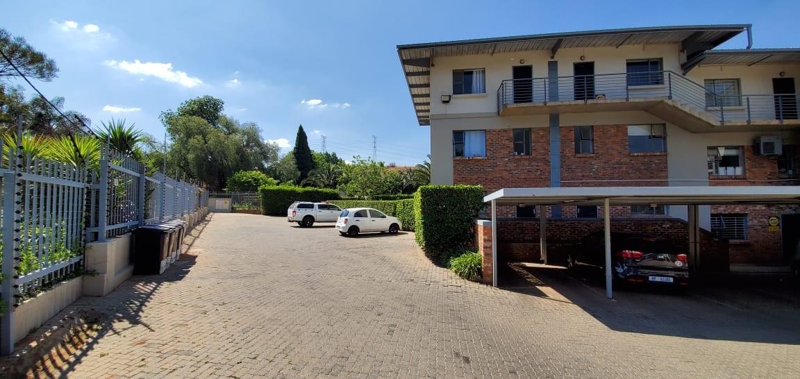 Westdene, Johannesburg Property Property and houses to rent in