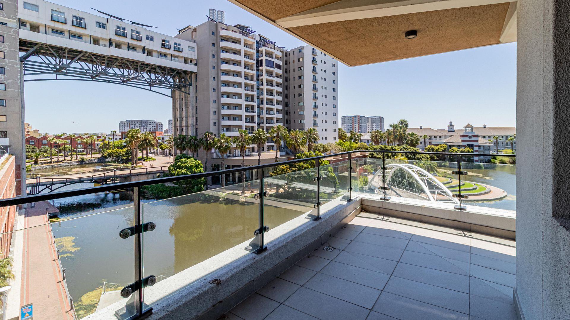 Century City Property Apartments / flats for sale in Century City