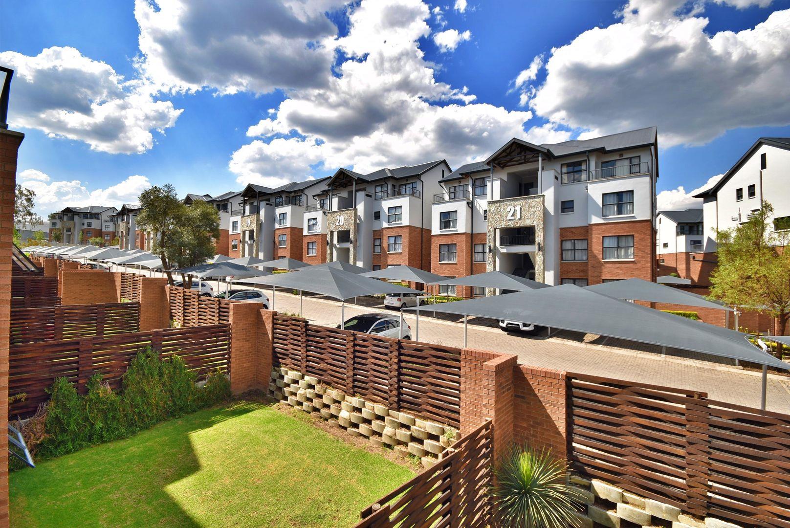 3 Bedroom Apartment / flat for sale in Olivedale 264 Ss Amsterdam, 83