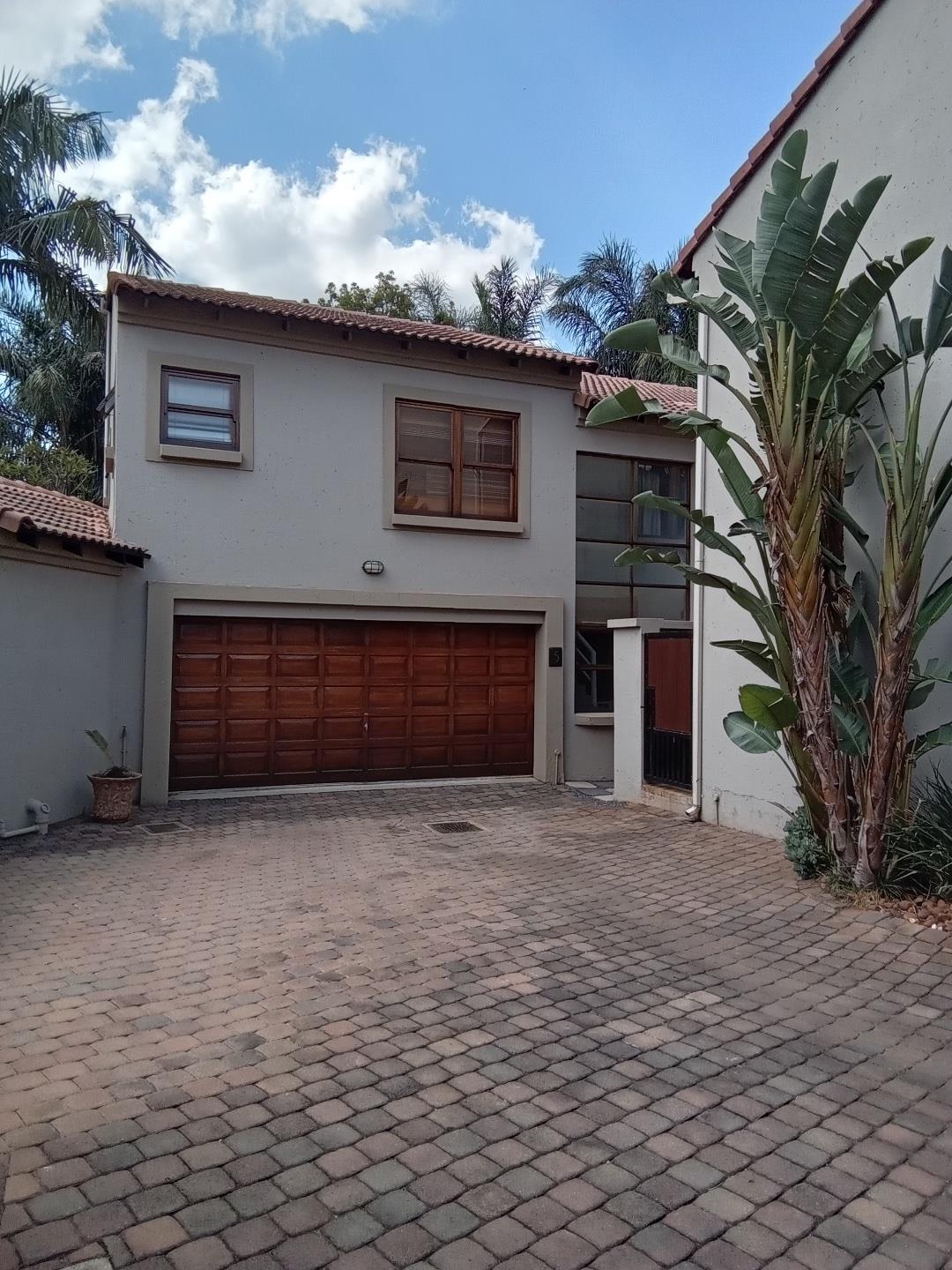 Woodhill Golf Estate Property Townhouses for sale in Woodhill Golf