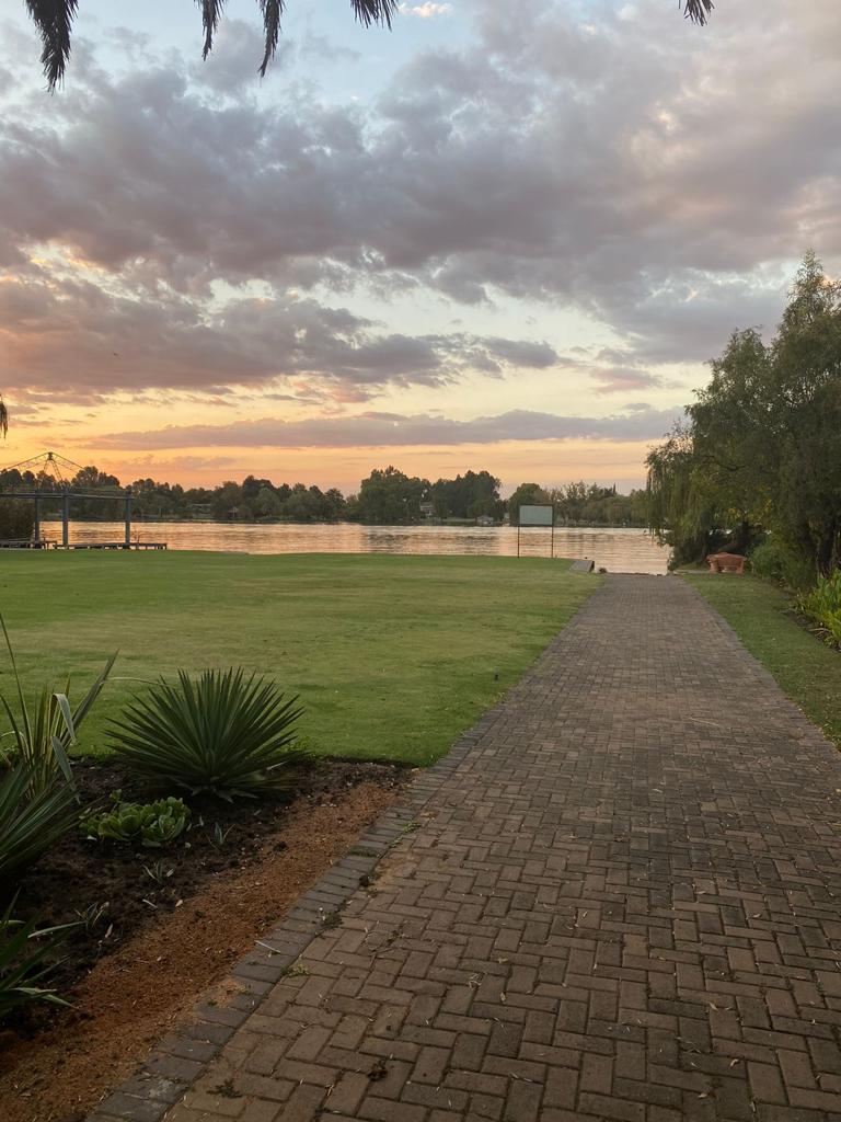 6 Bedroom House for sale in Shores of Loch Vaal P24113566972