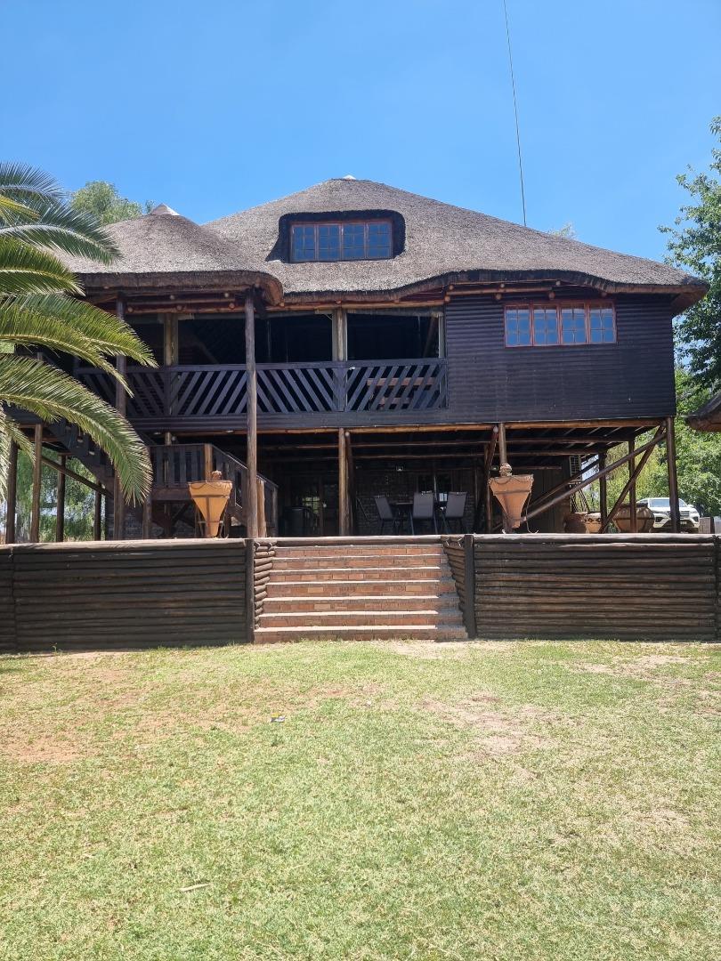 6 Bedroom House for sale in Christiana 49d River Street P24113569386