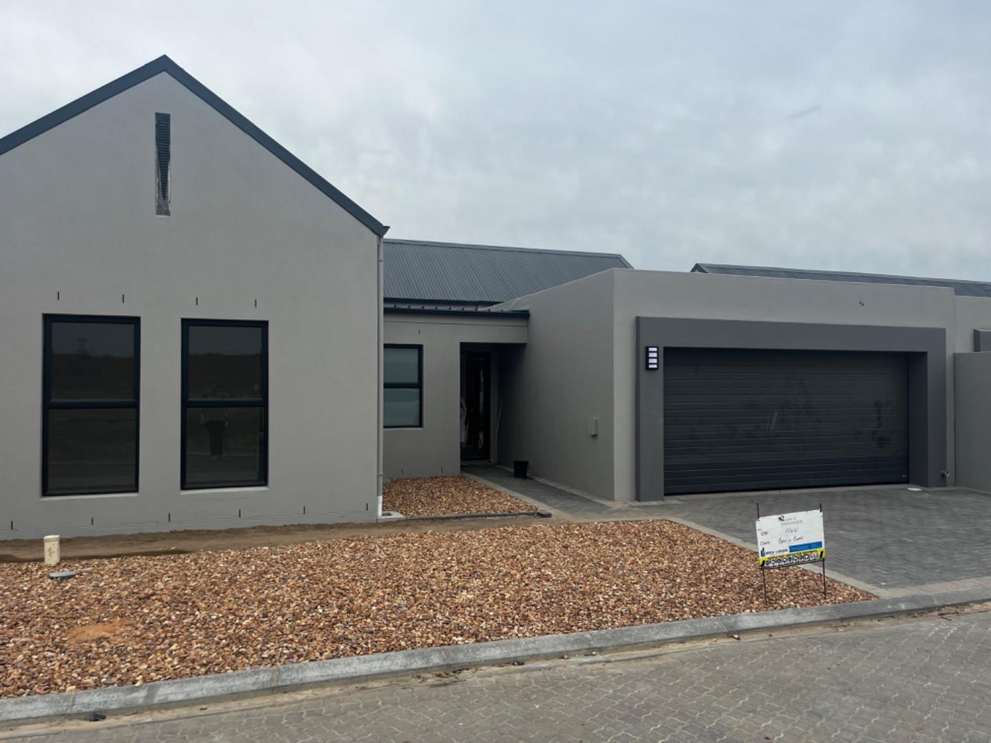 3 Bedroom House for sale in Aan de Wijnlanden P24113570565